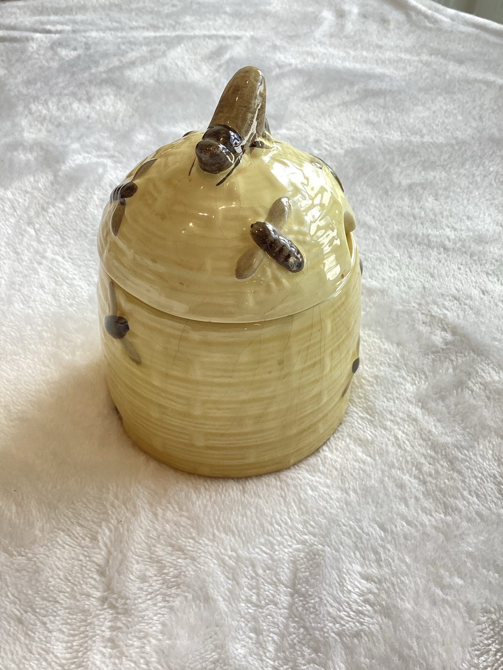 🇩🇪Vintage Ceramic Honey Pot Beehive Bees Made in ‘West’ Germany Yellow - Picture 2 of 15